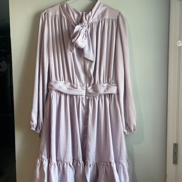 ENTRO Knee-Length Mock Neck Lavender Dress - Large - NWT - Picture 5 of 11